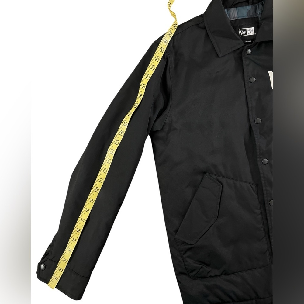New Era Coach Jacket With Draw String - Picture 8 of 11